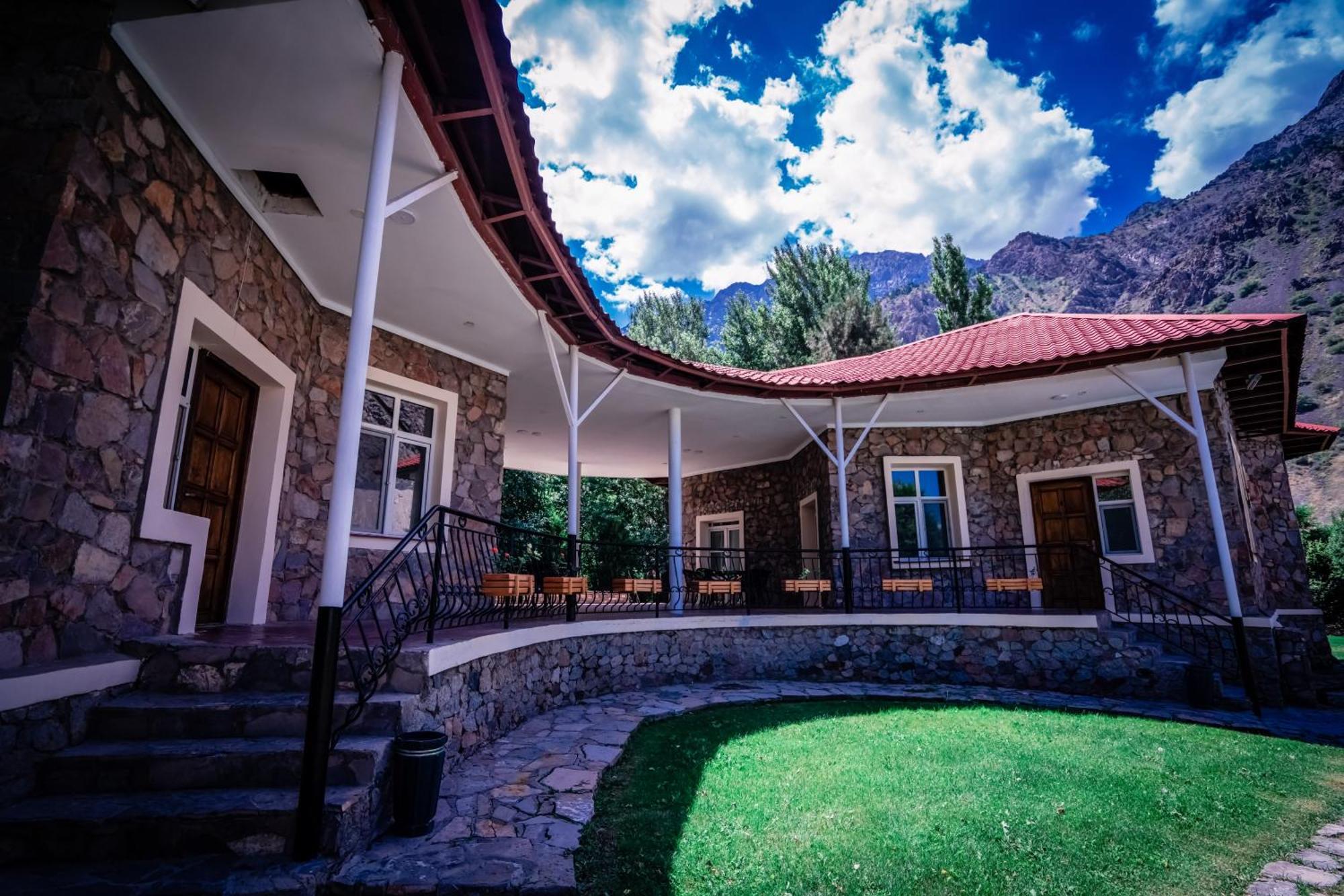 Chatcal Mountains Resort Burchmulla 외부 사진
